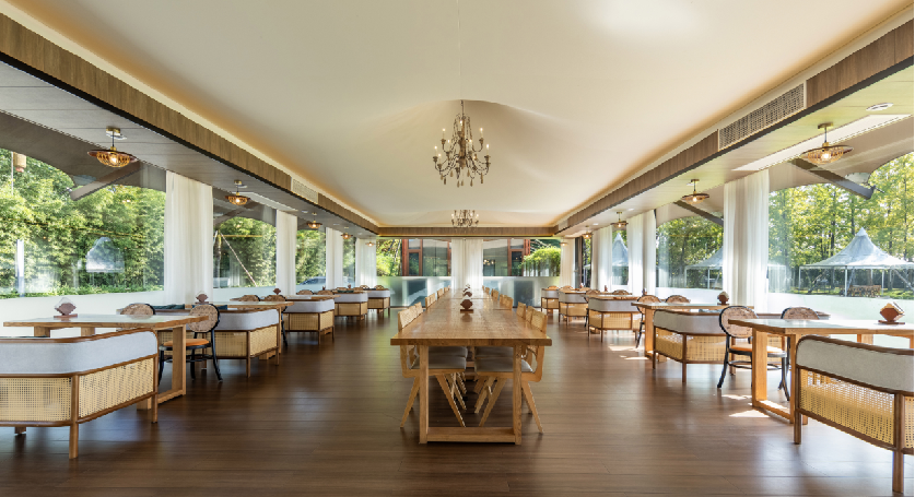 人力成本优化方案——机械臂辅助安装的高精度装配式建筑预制构件量产模式